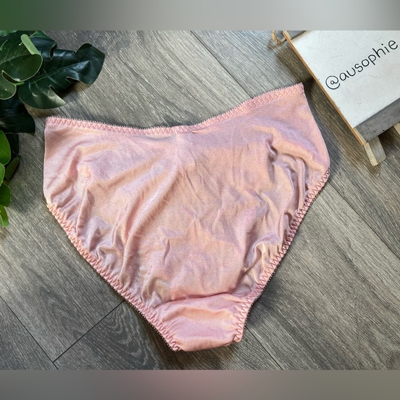 Vintage Lily of France Elegant V-Cut Pink Nylon & Lace Hi-Cut Hi-Leg Panty. L - Picture 4 of 7